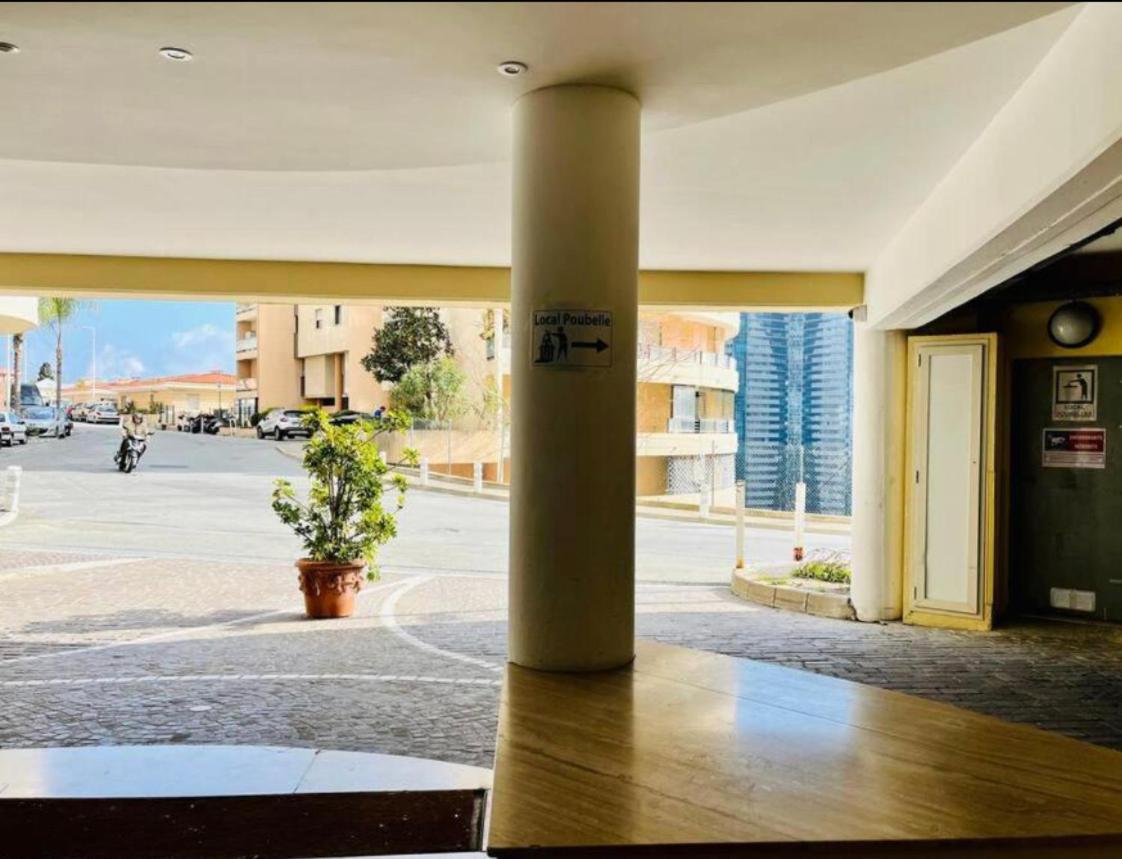 Ferienwohnung Reve Au 7E Ciel Piscine Baie De Monaco Beausoleil Exterior foto