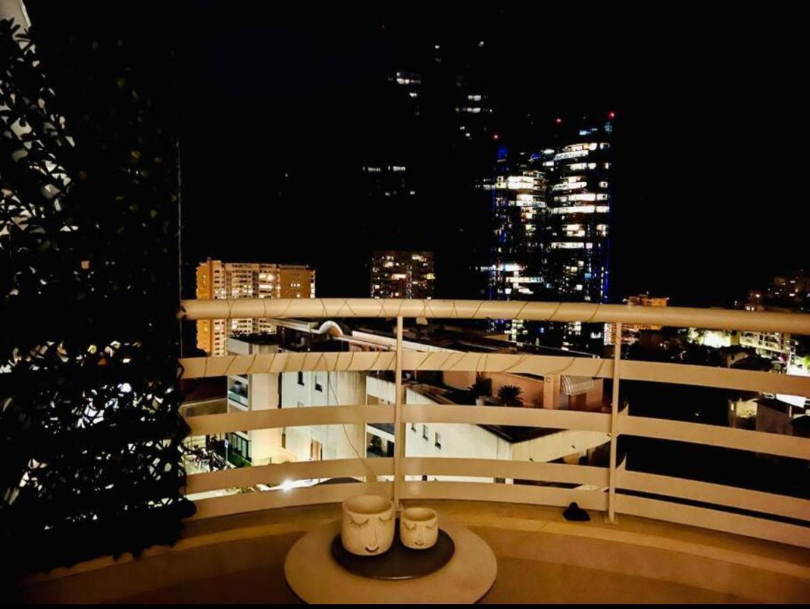 Ferienwohnung Reve Au 7E Ciel Piscine Baie De Monaco Beausoleil Exterior foto